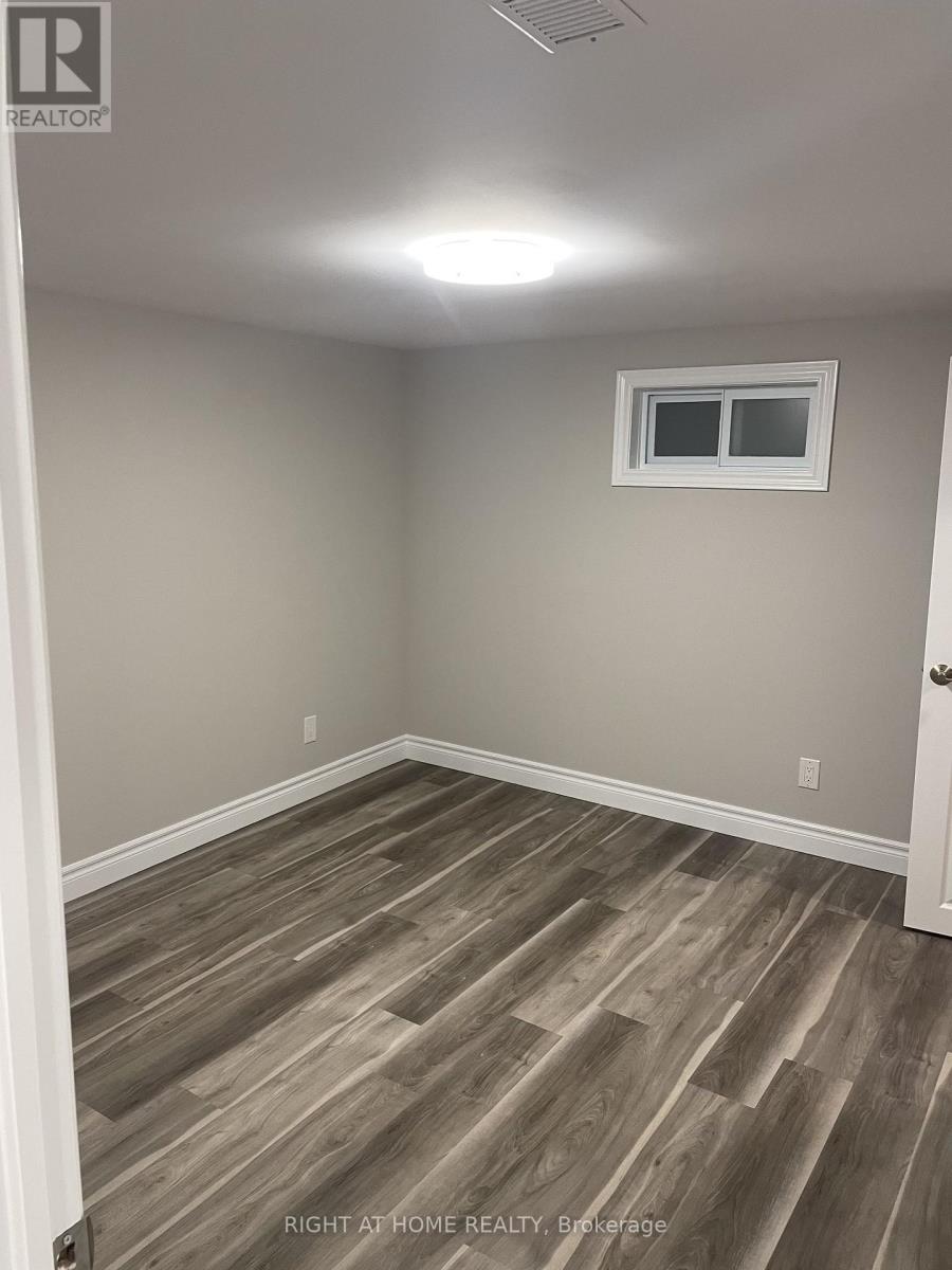 Lower - 840 Fairview Avenue, Pickering, Ontario  L1W 1M8 - Photo 10 - E12949510