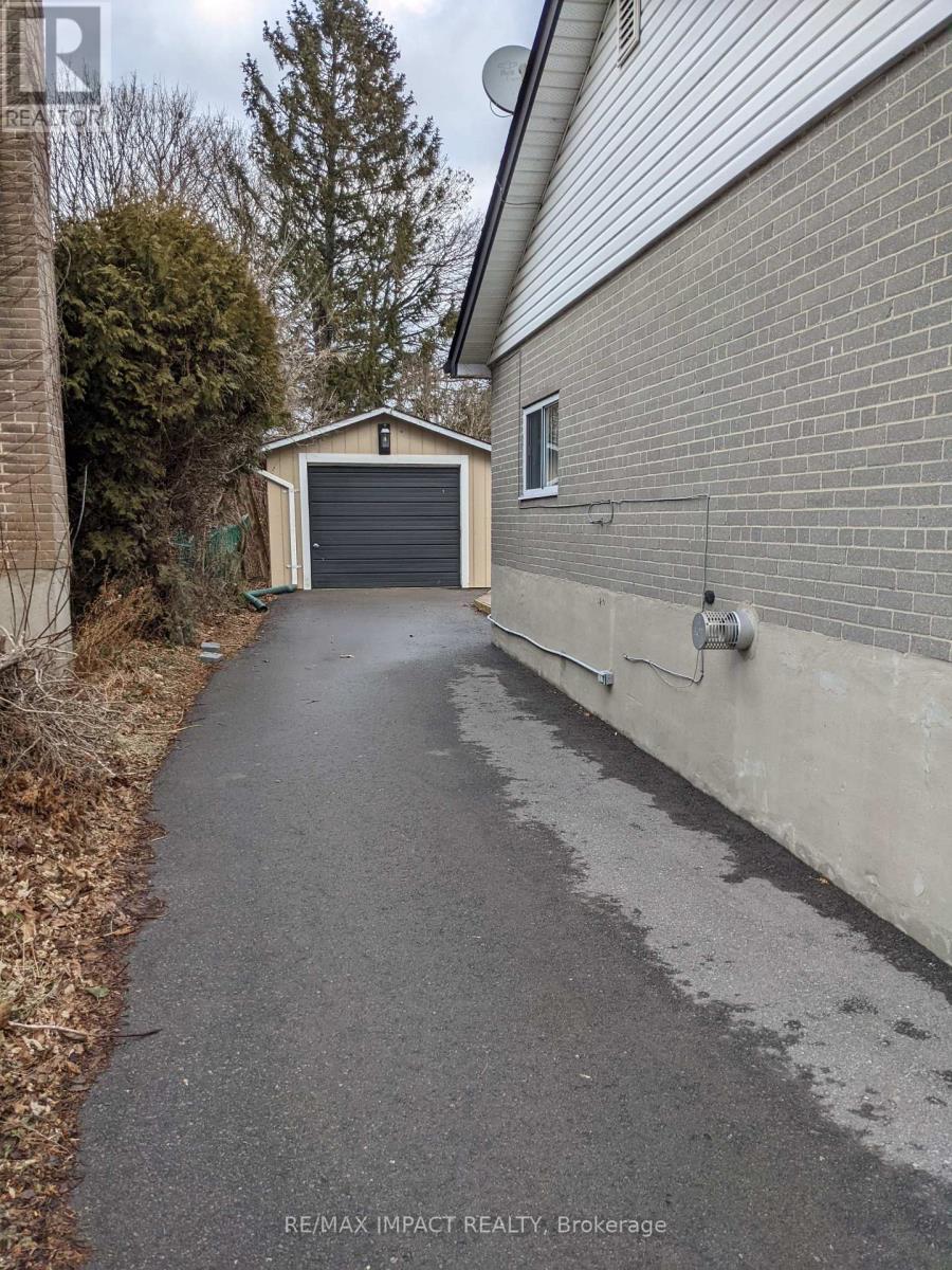 806 Stone Street, Oshawa, Ontario  L1J 1A8 - Photo 16 - E12949524