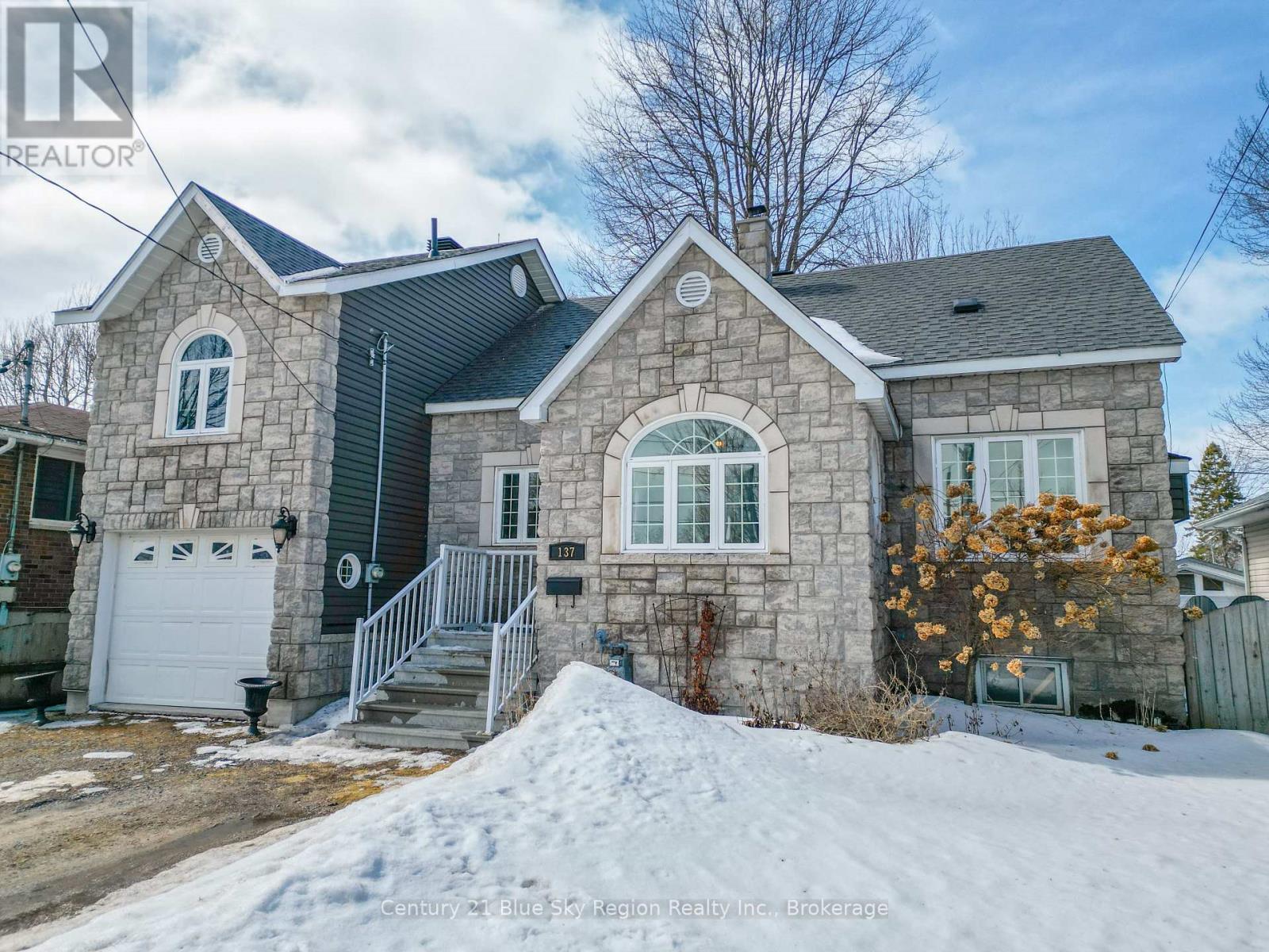 137 Whitney Avenue, North Bay, Ontario  P1A 1Y7 - Photo 8 - X12949492