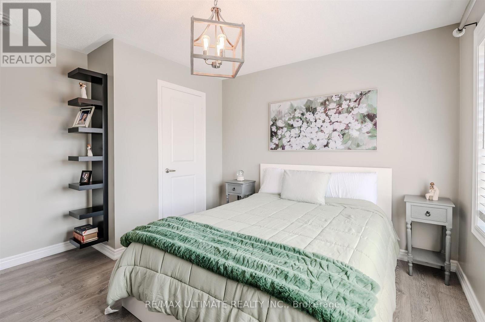 47 Lewis Avenue, Bradford West Gwillimbury, Ontario  L3Z 0X2 - Photo 31 - N12949426