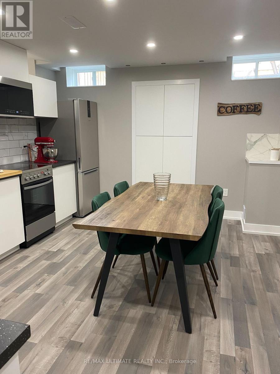 47 Lewis Avenue, Bradford West Gwillimbury, Ontario  L3Z 0X2 - Photo 42 - N12949426