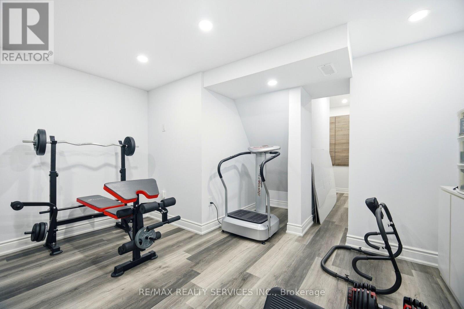 36 West Coast Trail, King, Ontario  L7B 0A4 - Photo 49 - N12949452