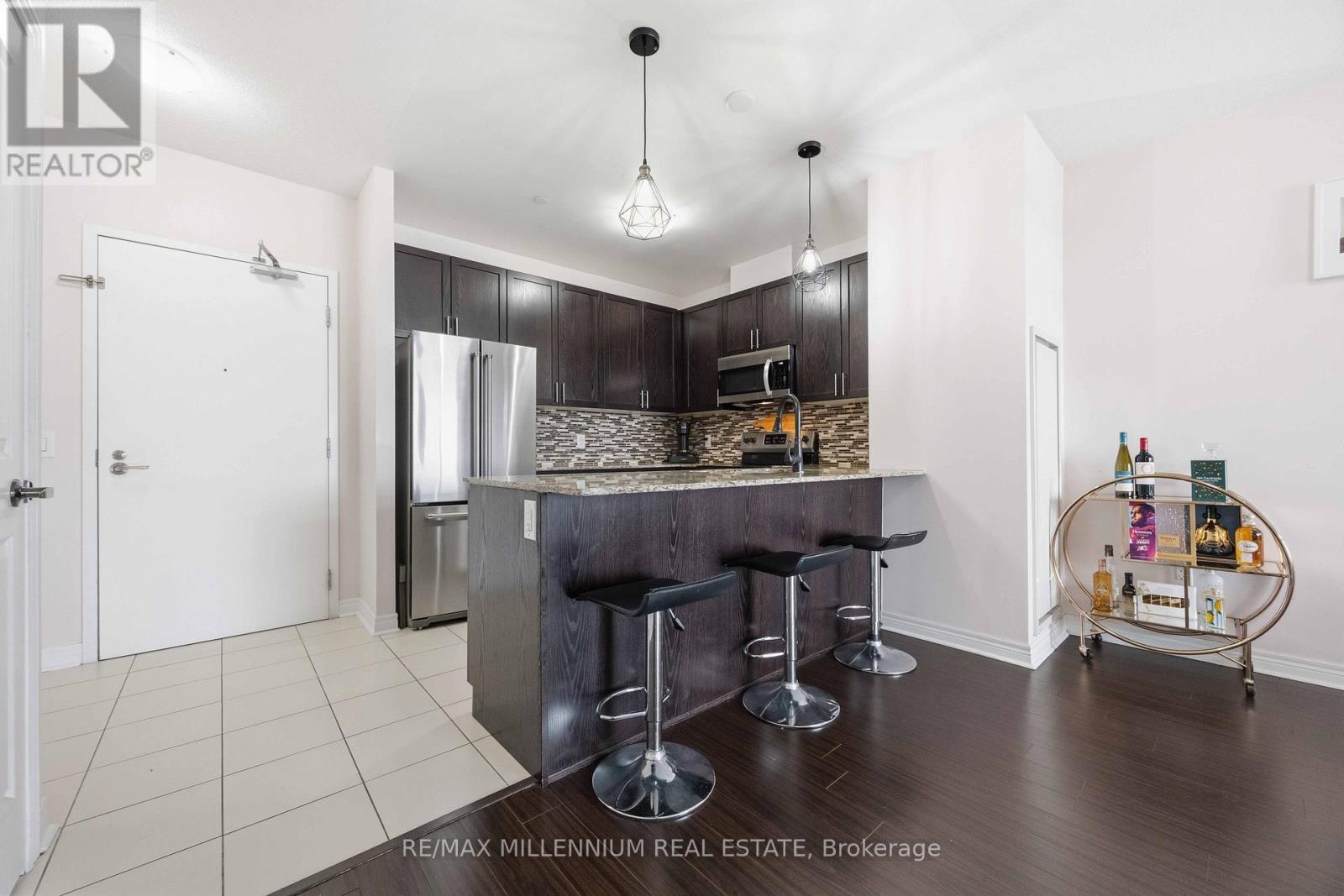 504 - 7325 Markham Road, Markham, Ontario  L3S 0C9 - Photo 4 - N12949456