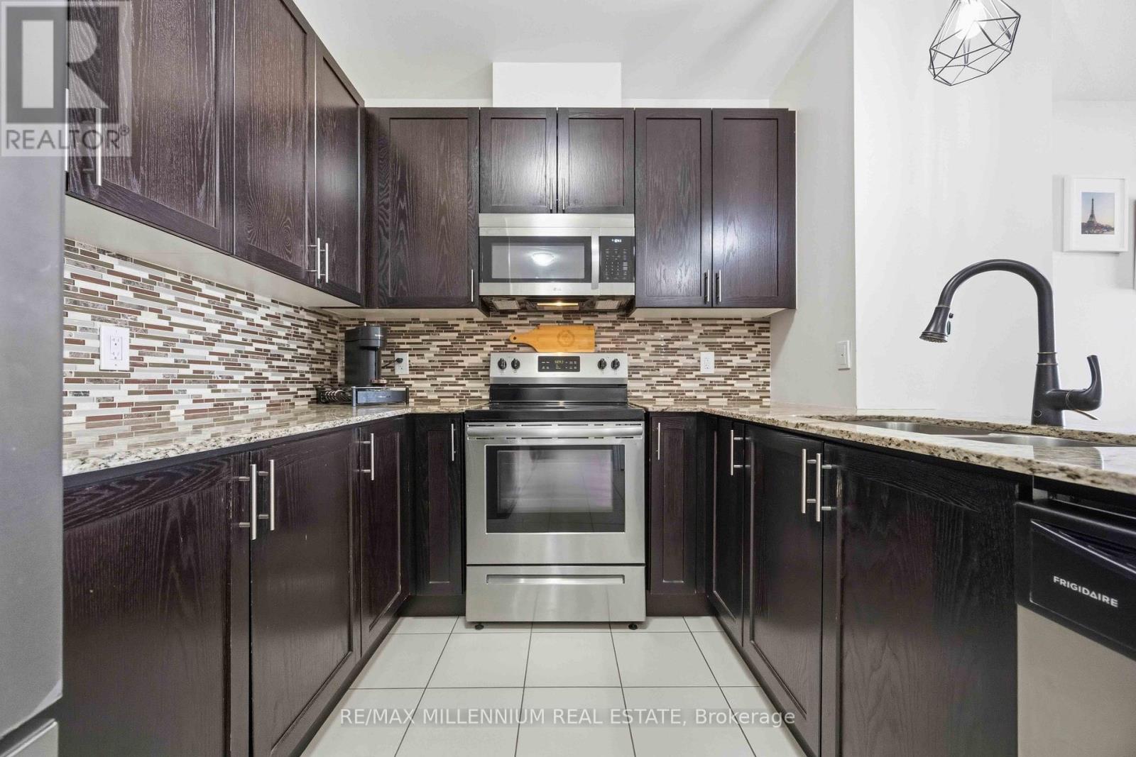 504 - 7325 Markham Road, Markham, Ontario  L3S 0C9 - Photo 8 - N12949456