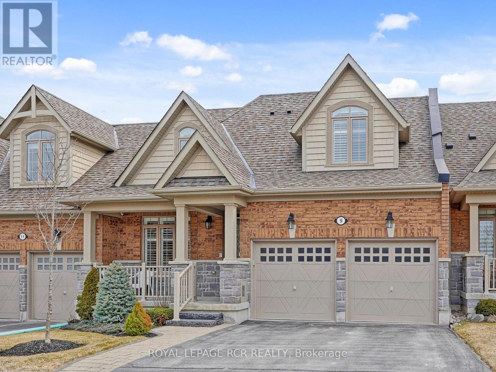 9 BILL KNOWLES STREET, Uxbridge, Ontario