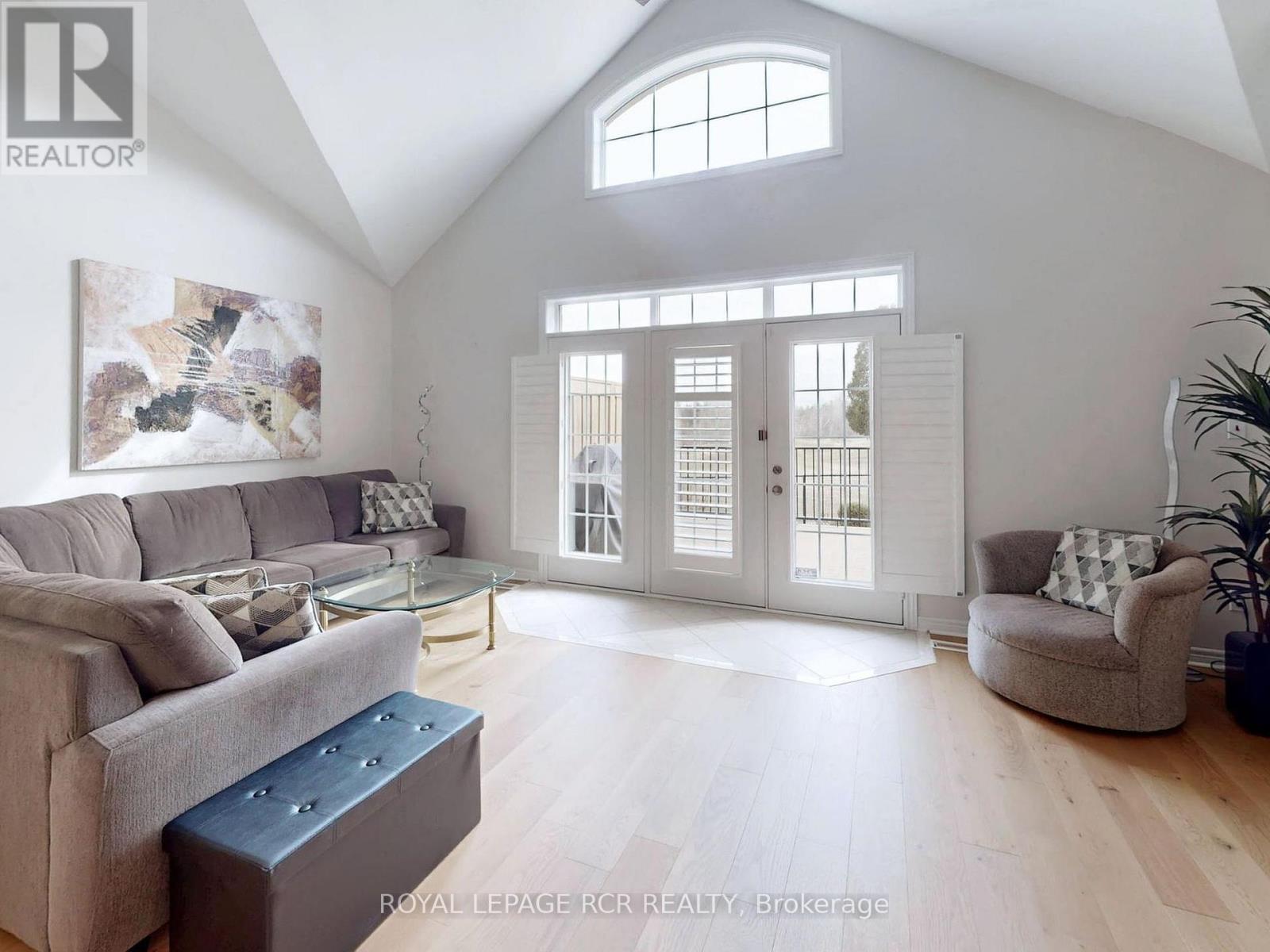 9 Bill Knowles Street, Uxbridge, Ontario  L9P 0E5 - Photo 2 - N12949478