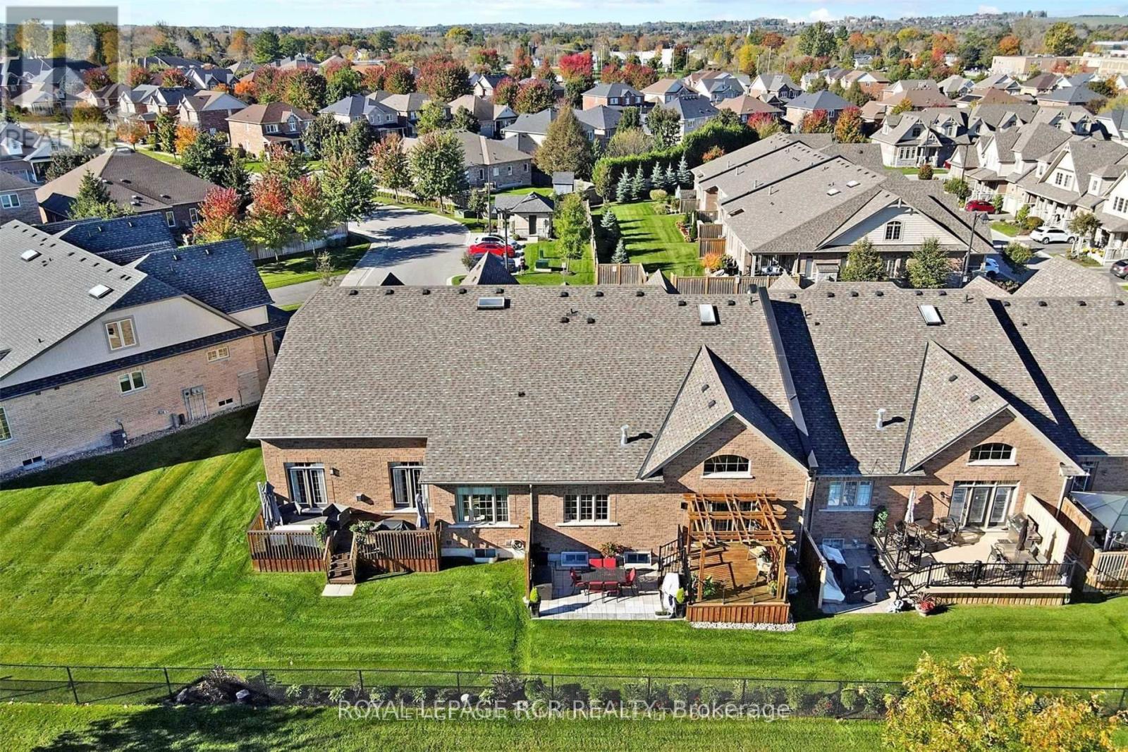 9 Bill Knowles Street, Uxbridge, Ontario  L9P 0E5 - Photo 5 - N12949478