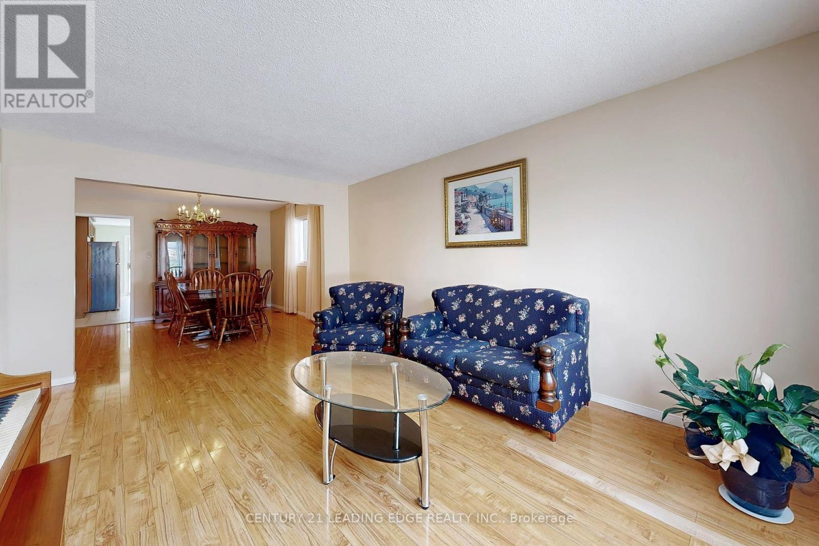 9 Coates Crescent, Richmond Hill, Ontario  L4E 2M3 - Photo 10 - N12949480