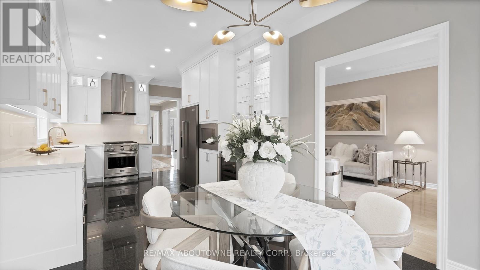 22 Siderno Crescent, Vaughan, Ontario  L4L 9M8 - Photo 16 - N12949530