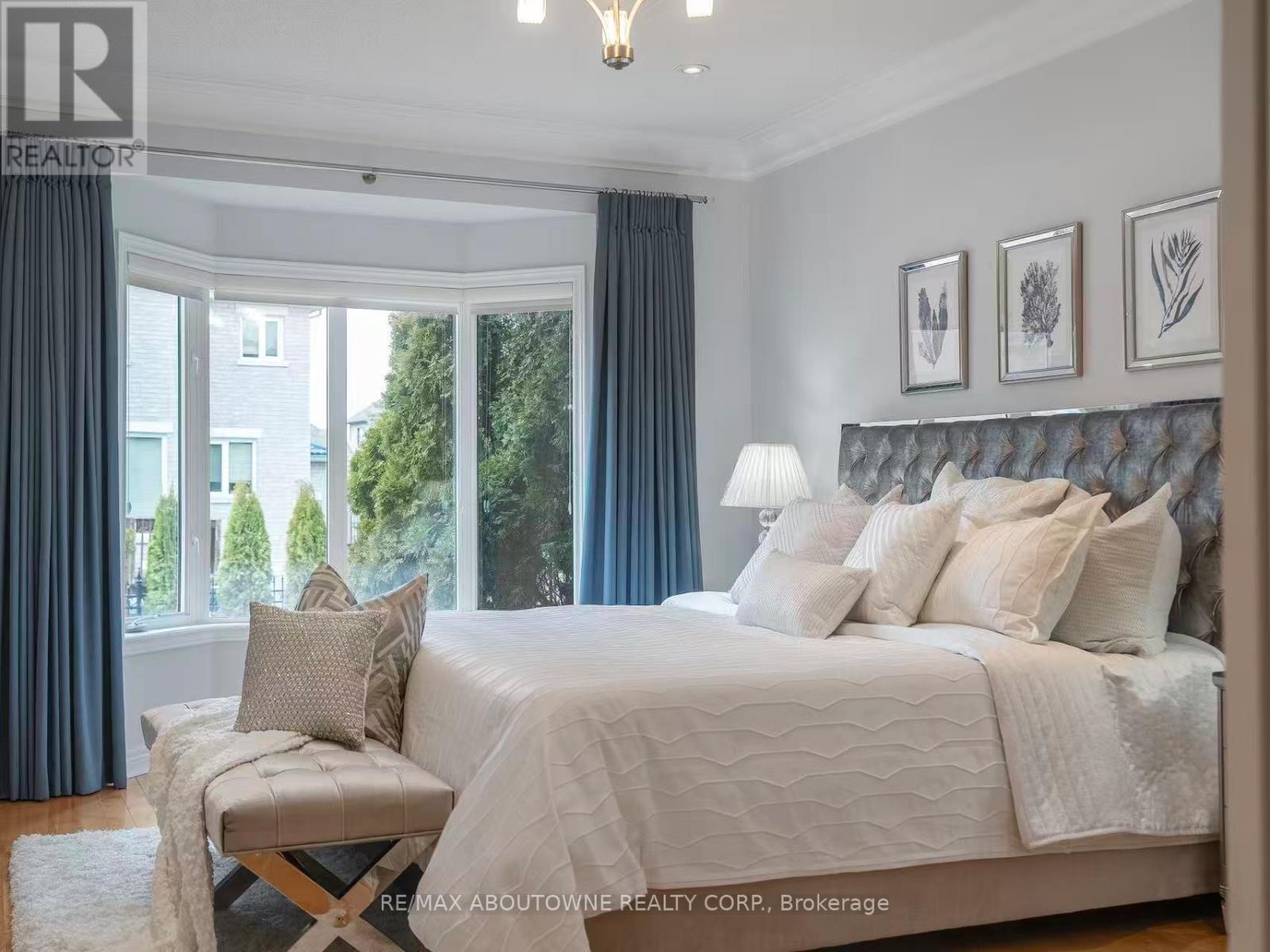 22 Siderno Crescent, Vaughan, Ontario  L4L 9M8 - Photo 24 - N12949530