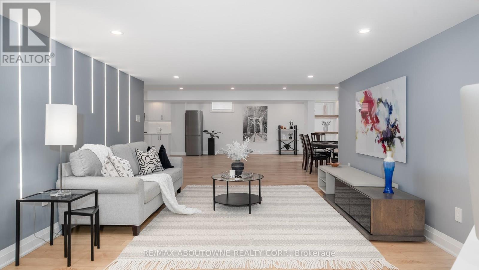 22 Siderno Crescent, Vaughan, Ontario  L4L 9M8 - Photo 35 - N12949530