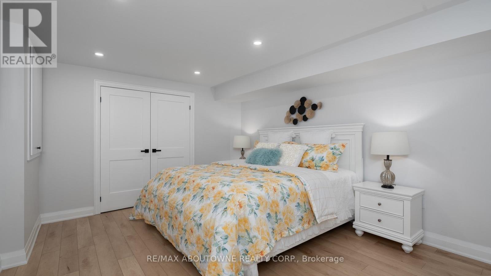 22 Siderno Crescent, Vaughan, Ontario  L4L 9M8 - Photo 38 - N12949530