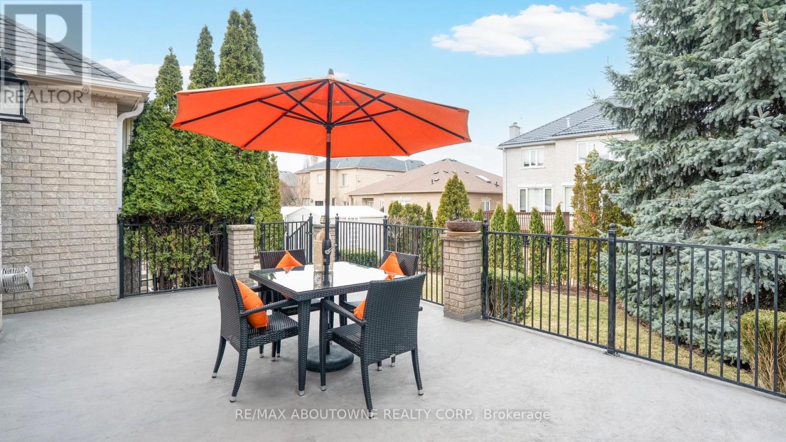 22 Siderno Crescent, Vaughan, Ontario  L4L 9M8 - Photo 44 - N12949530