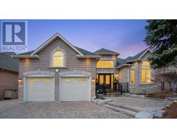 22 SIDERNO CRESCENT, Vaughan, Ontario