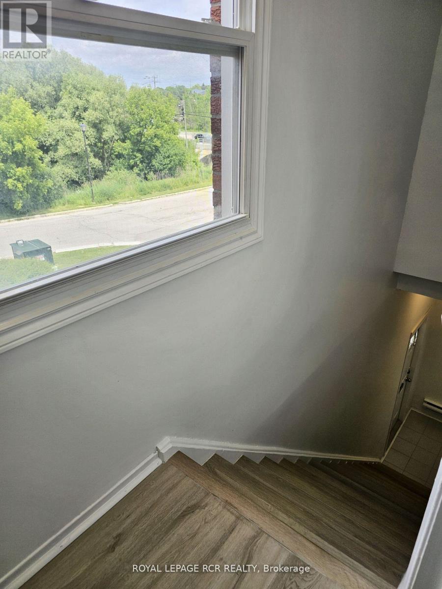 217 - 2 Orchard Heights Boulevard, Aurora, Ontario  L4G 3W3 - Photo 2 - N12949538