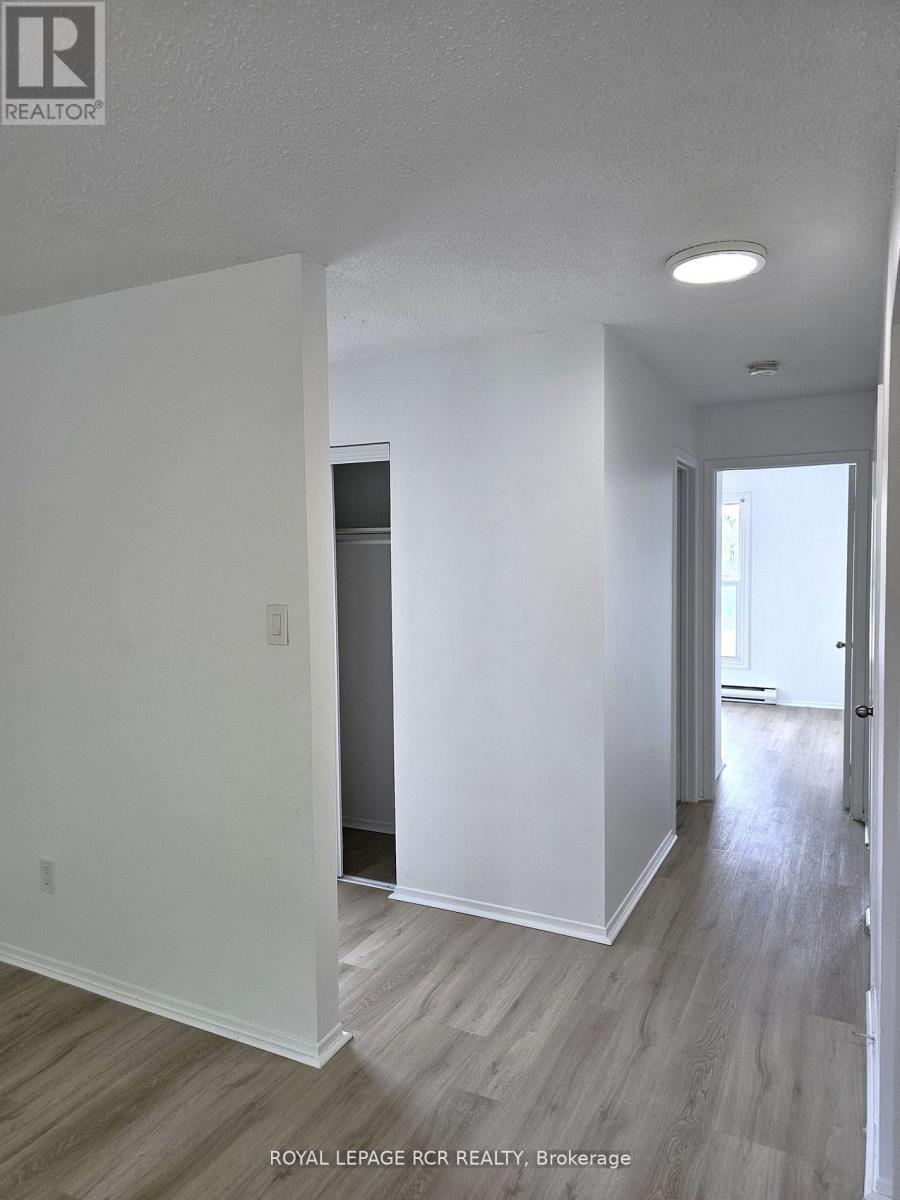 217 - 2 Orchard Heights Boulevard, Aurora, Ontario  L4G 3W3 - Photo 4 - N12949538