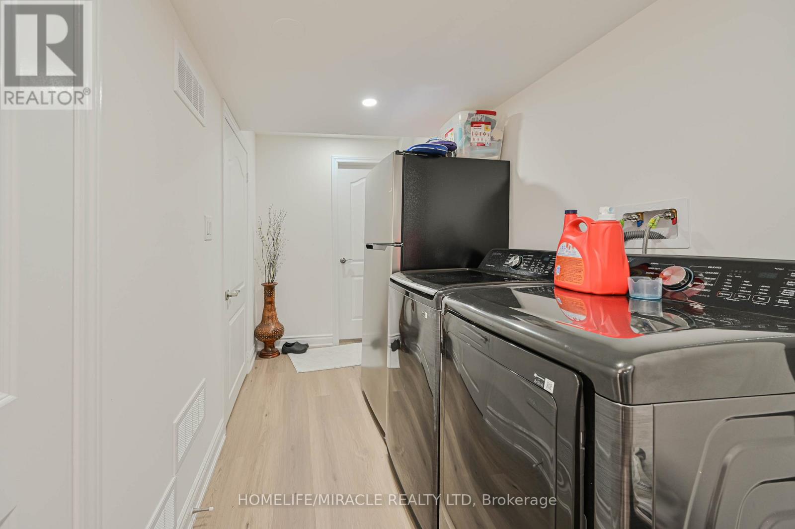 15 Fringetree Road, Brampton, Ontario  L6R 3V8 - Photo 38 - W12949442