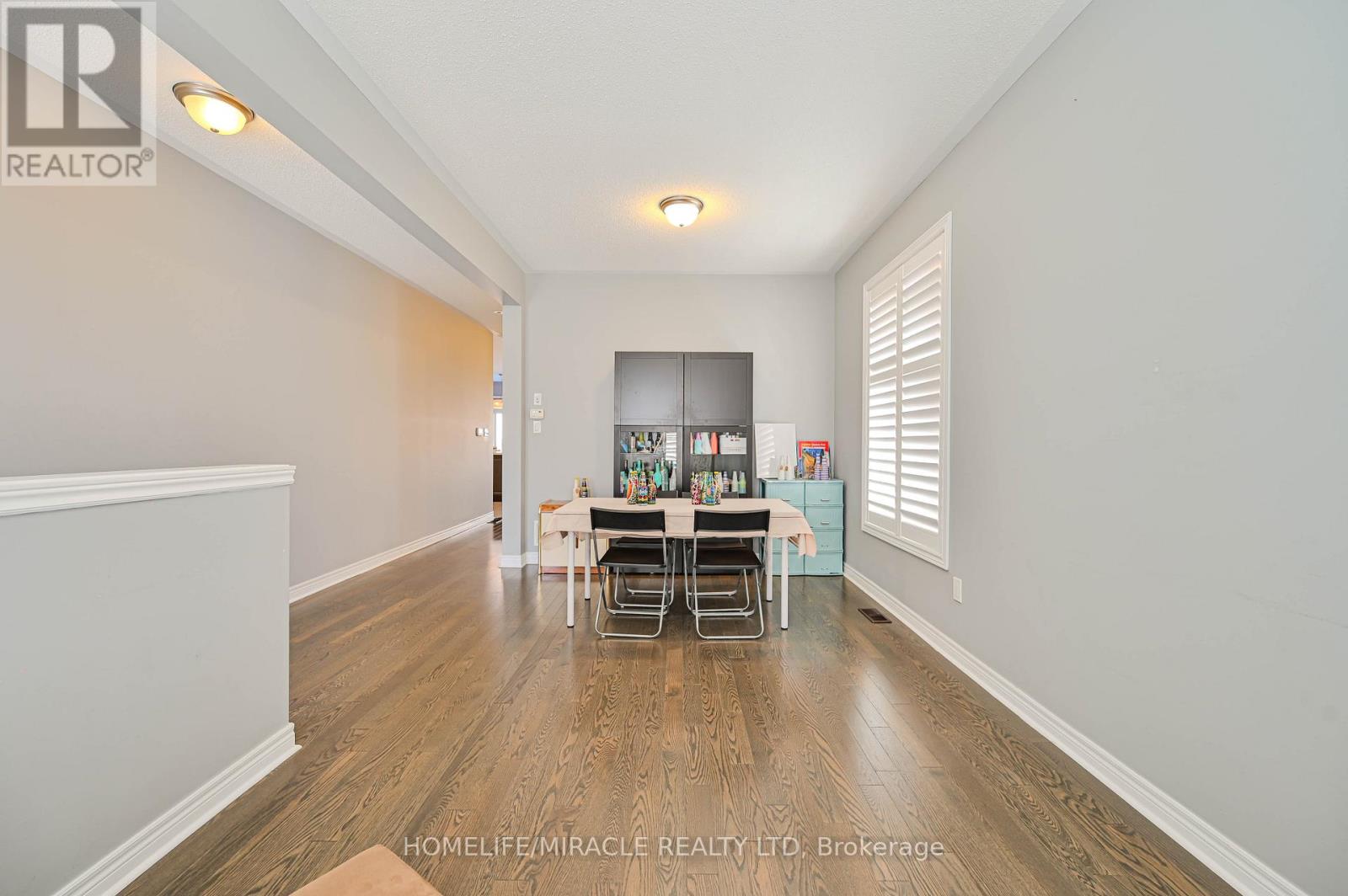 15 Fringetree Road, Brampton, Ontario  L6R 3V8 - Photo 4 - W12949442