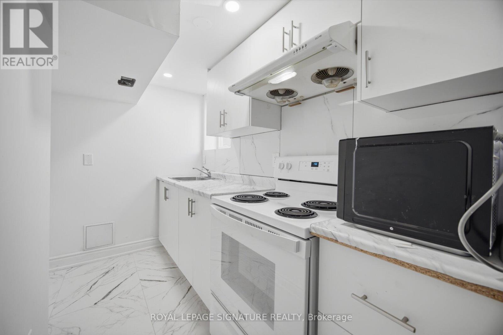 2 - 75 Bartley Bull Parkway, Brampton, Ontario  L6W 2J7 - Photo 16 - W12949504