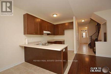 43 Lorenzo Circle, Brampton, Ontario  L6R 3N4 - Photo 5 - W12949508