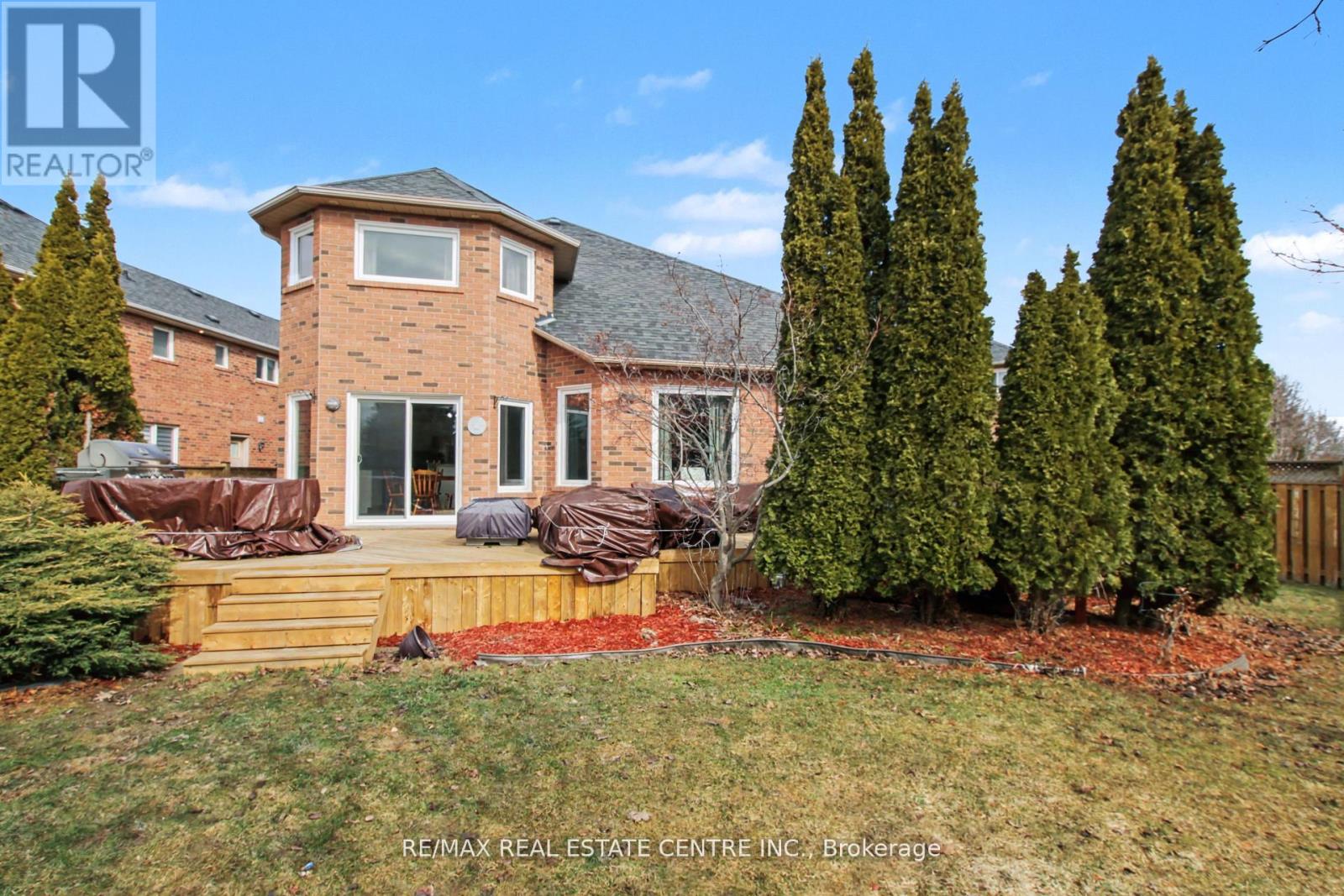 18 Baccarat Crescent, Brampton, Ontario  L7A 1K7 - Photo 34 - W12949520