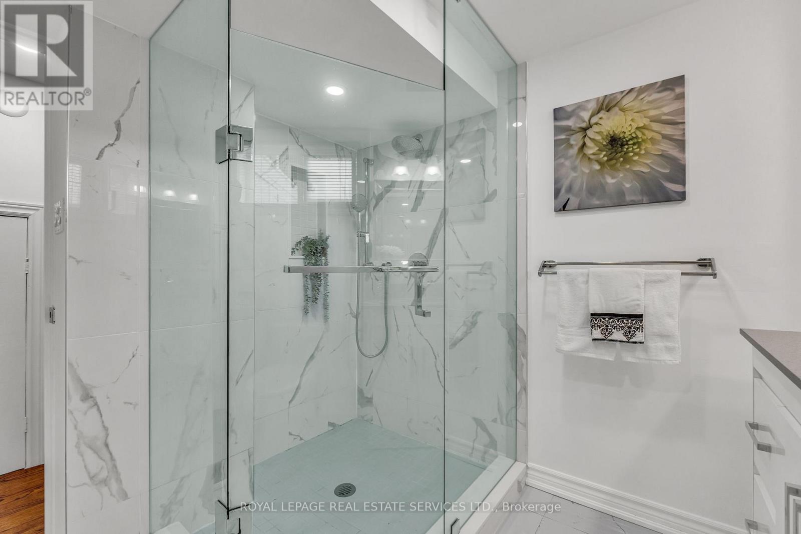 #lower - 509 Pinedale Avenue, Burlington, Ontario  L7L 3W3 - Photo 14 - W12949540