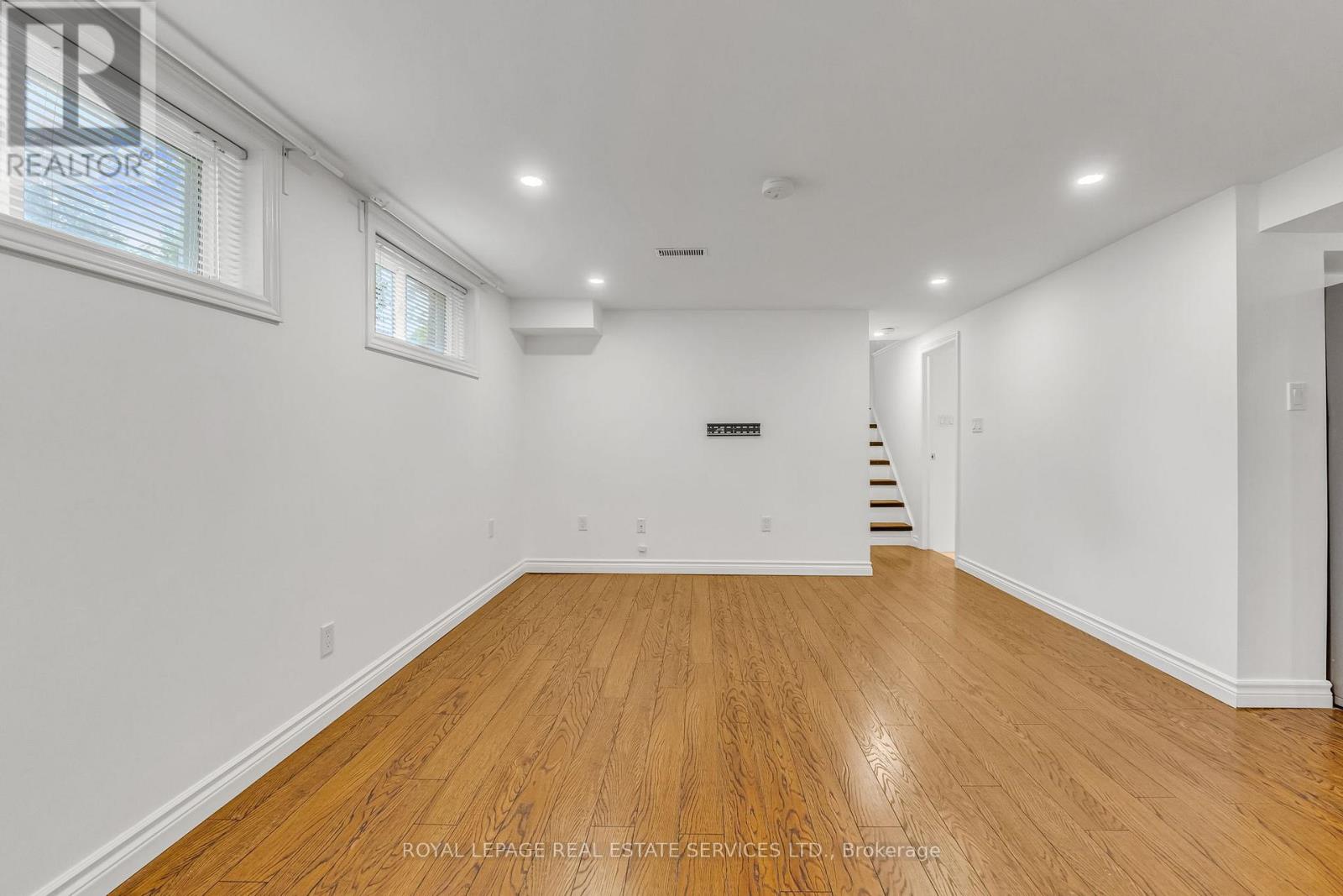 #lower - 509 Pinedale Avenue, Burlington, Ontario  L7L 3W3 - Photo 24 - W12949540