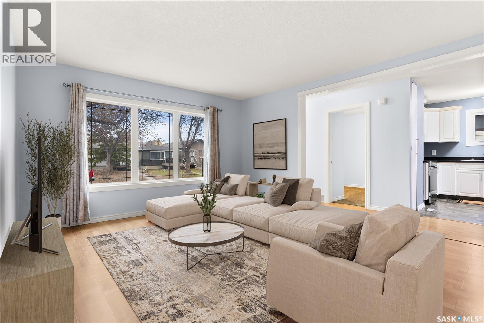 366 Halifax Street, Regina, Saskatchewan  S4R 1T2 - Photo 4 - SK031887