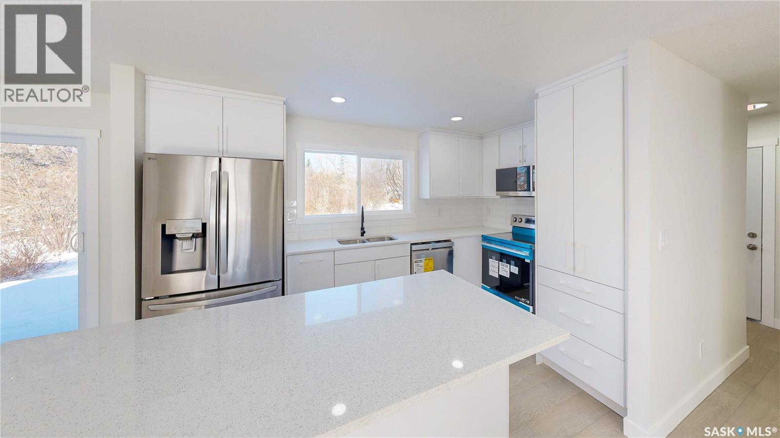 3022 Lacon Street, Regina, Saskatchewan  S4N 2A8 - Photo 11 - SK031870