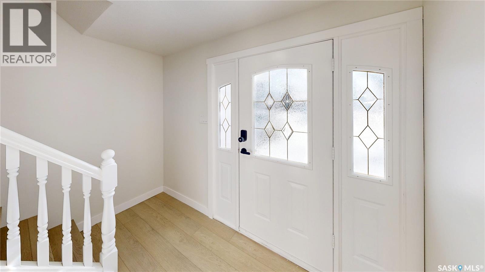 3022 Lacon Street, Regina, Saskatchewan  S4N 2A8 - Photo 3 - SK031870