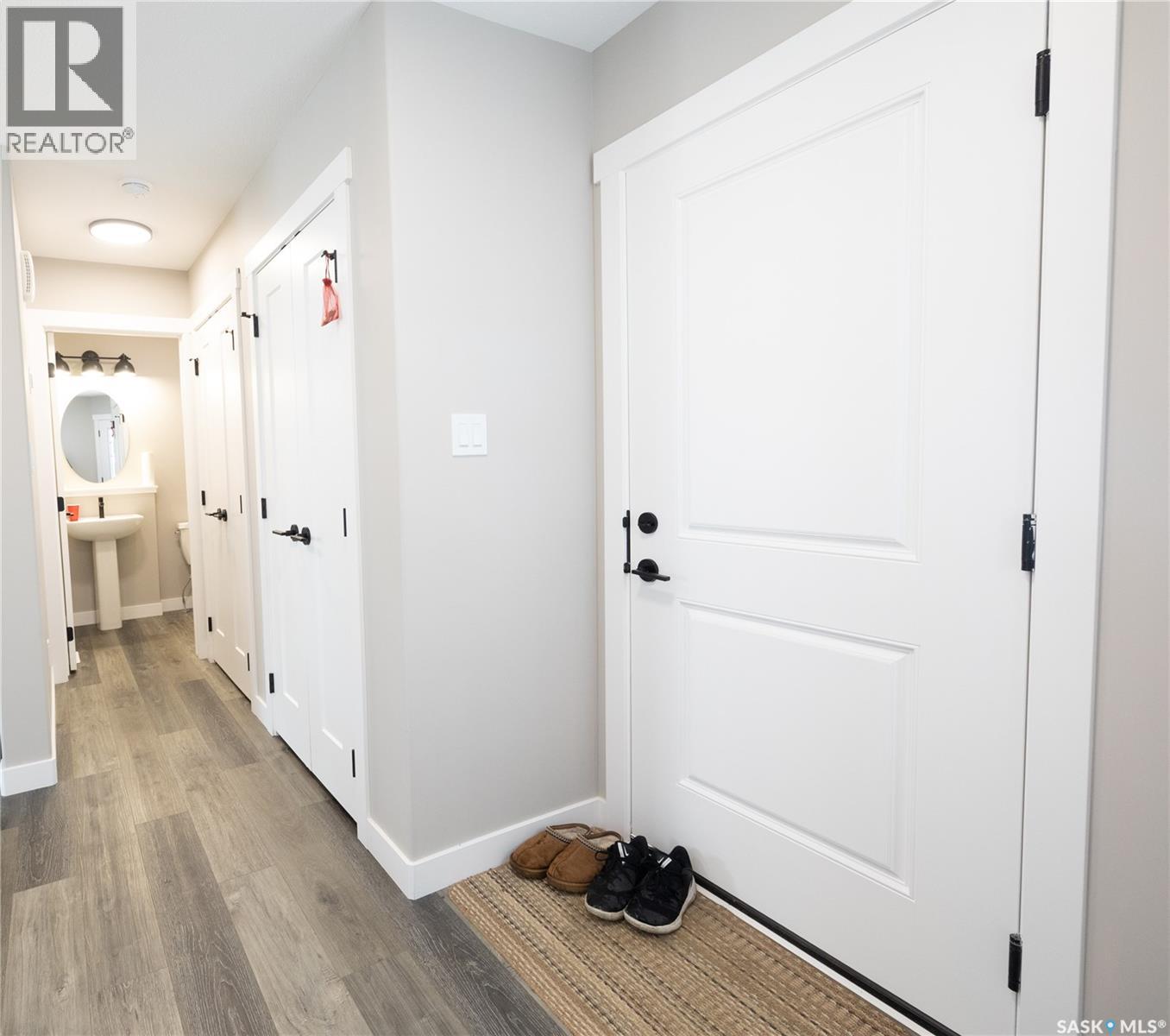 3060 Dumont Way, Regina, Saskatchewan  S4V 3Z3 - Photo 4 - SK031640