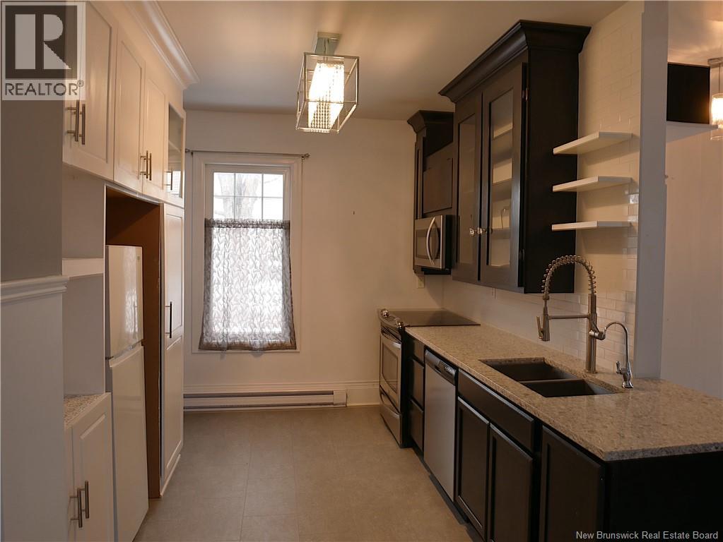 118 Victoria St, Woodstock, New Brunswick  E7M 3A5 - Photo 13 - NB136390
