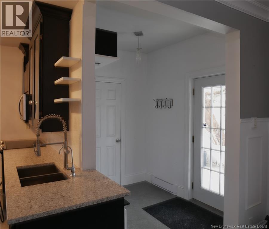 118 Victoria St, Woodstock, New Brunswick  E7M 3A5 - Photo 16 - NB136390