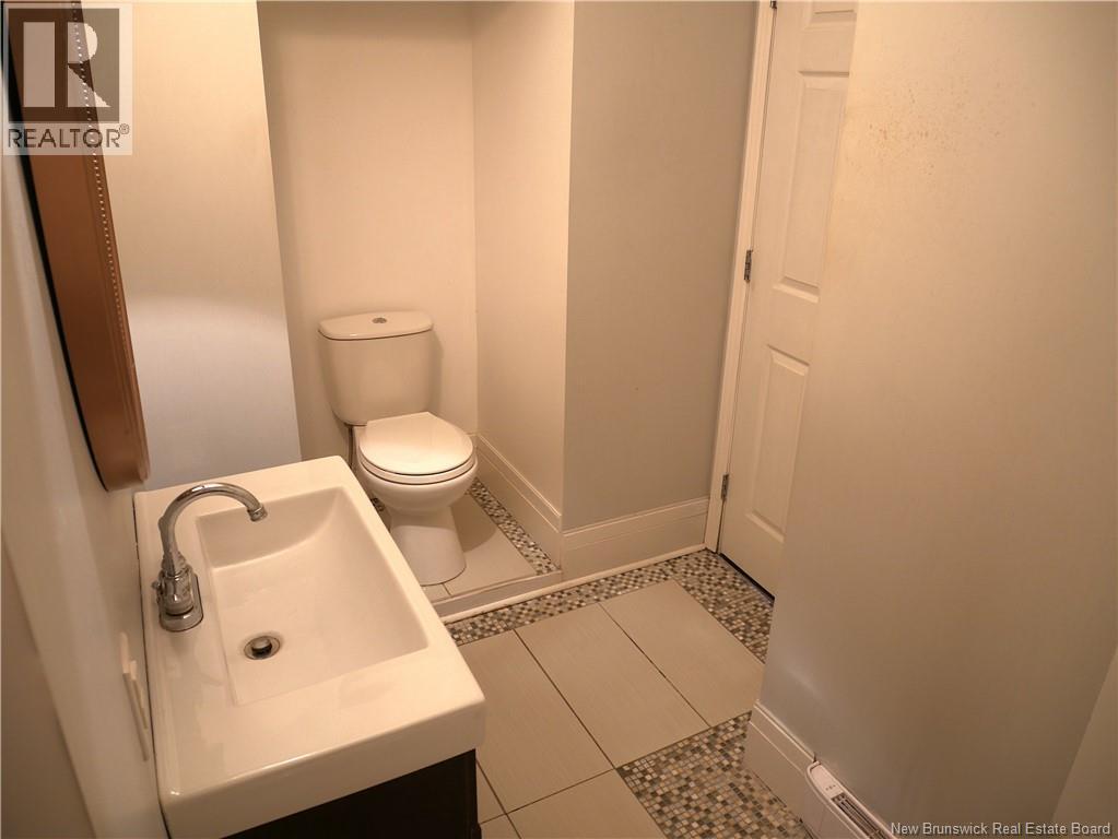 118 Victoria St, Woodstock, New Brunswick  E7M 3A5 - Photo 24 - NB136390