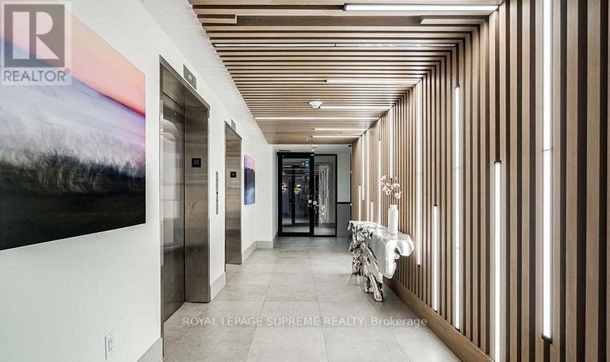 324 - 600 North Service Road, Hamilton, Ontario  L8E 5A7 - Photo 3 - X12949412