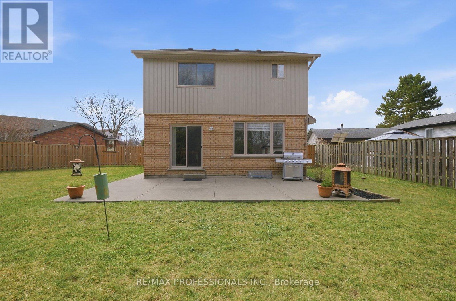 200 Morrison Drive, Haldimand, Ontario  N3W 1A8 - Photo 30 - X12949460