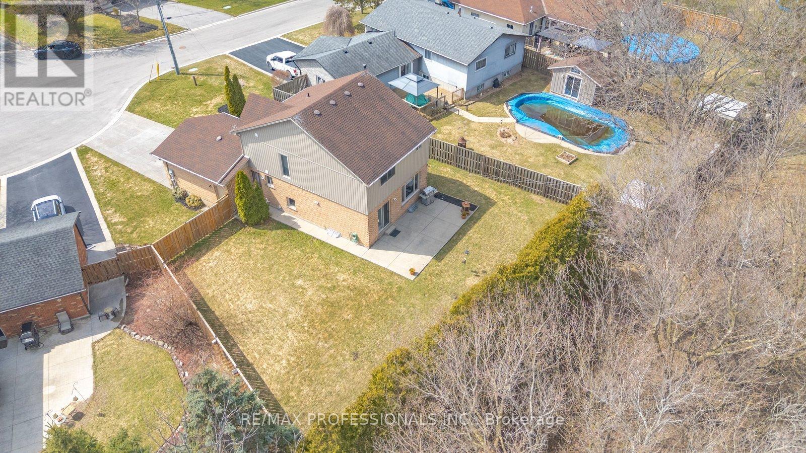 200 Morrison Drive, Haldimand, Ontario  N3W 1A8 - Photo 34 - X12949460