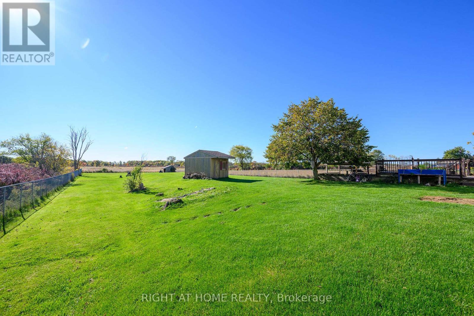 8 Talbot Road, Haldimand, Ontario  N0A 1C0 - Photo 38 - X12949488