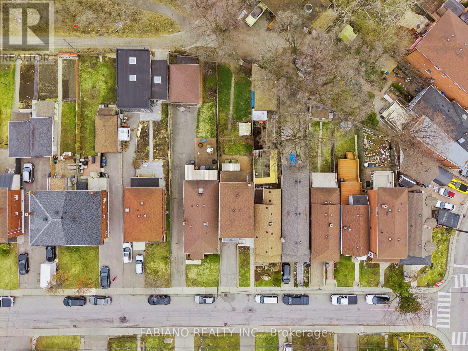 80 Cayuga Avenue, Toronto, Ontario  M6N 2G3 - Photo 45 - W12949034