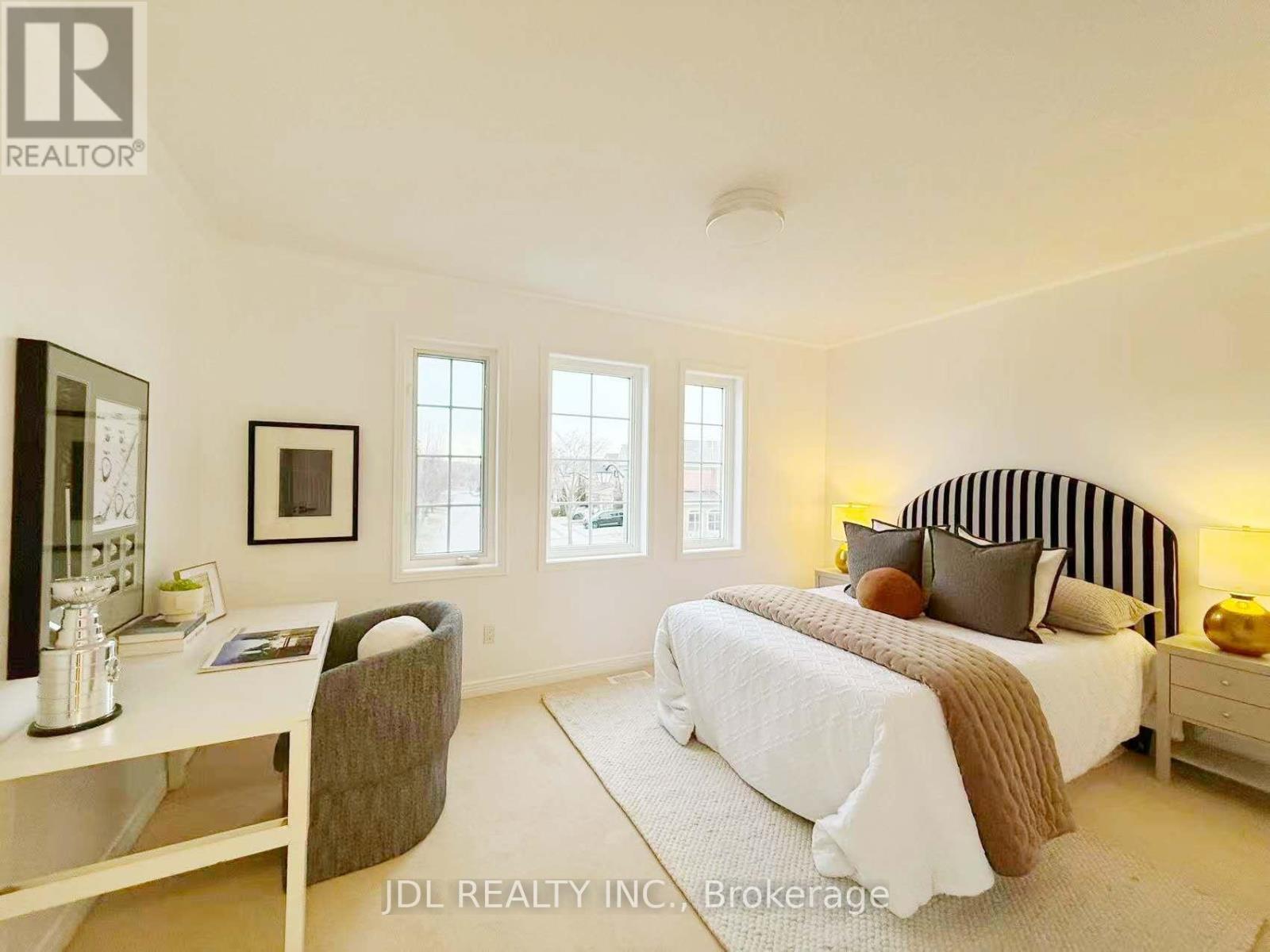 54 Joseph Glover Avenue, Markham, Ontario  L6C 3G5 - Photo 33 - N12948886