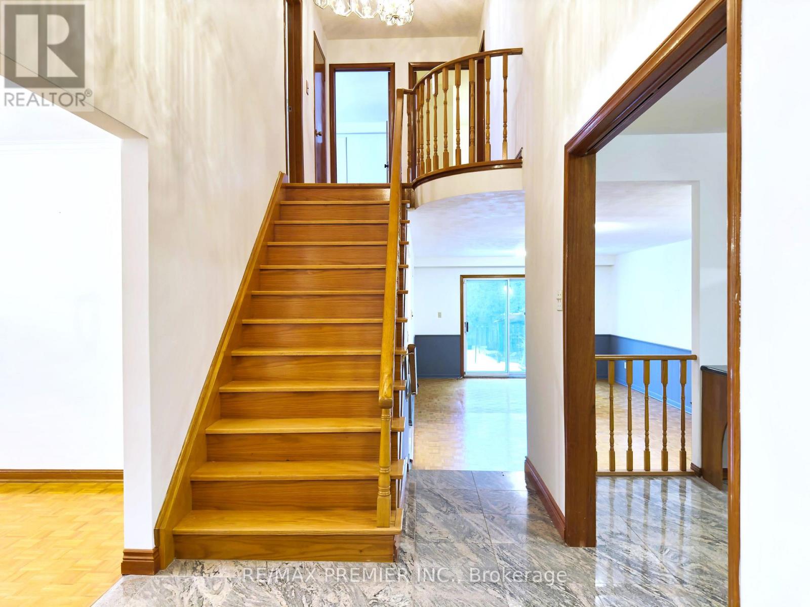 56 Fairchild Avenue, Toronto, Ontario  M2M 1T7 - Photo 10 - C12798332