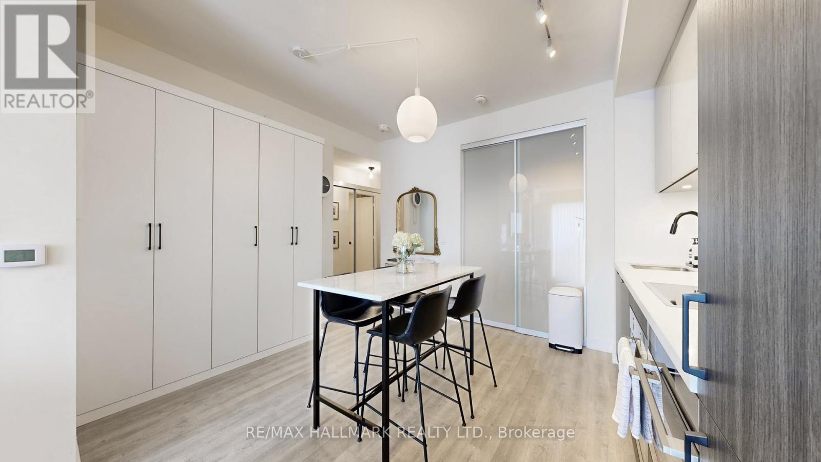 301 - 158 Front Street E, Toronto, Ontario  M5A 0K9 - Photo 7 - C12947234