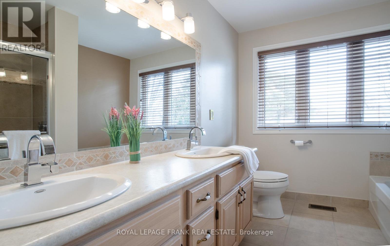 85 Ambleside Drive, Scugog, Ontario  L9L 1B4 - Photo 38 - E12949572