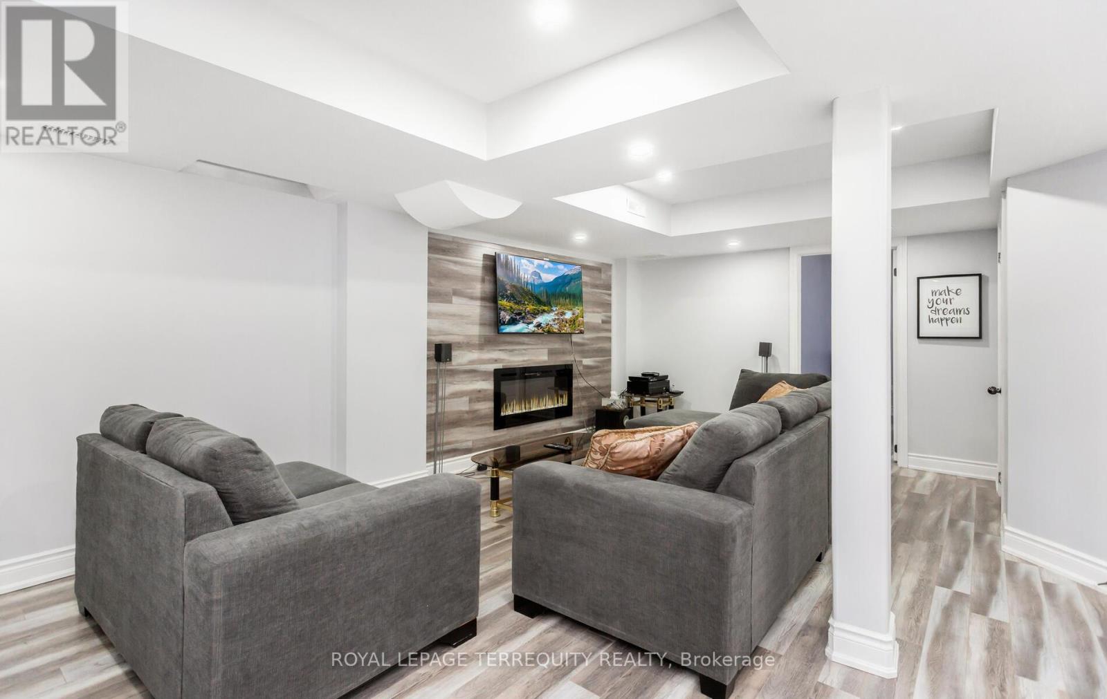 490 Orange Walk Crescent, Mississauga, Ontario  L5R 0A5 - Photo 39 - W12947720