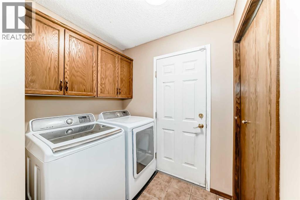 205 Patterson Hill Sw, Calgary, Alberta T3H 3J2 - Photo 19 - A2278919