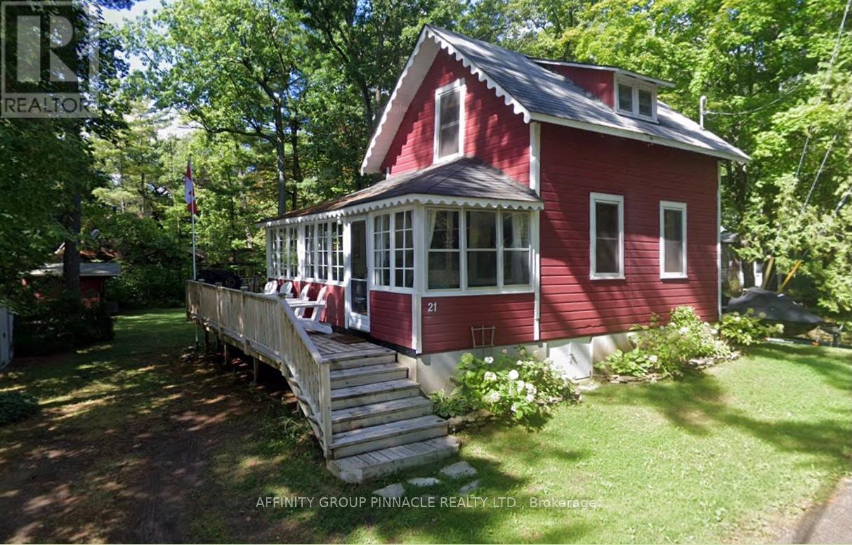 21 THIRD STREET, Kawartha Lakes, Ontario