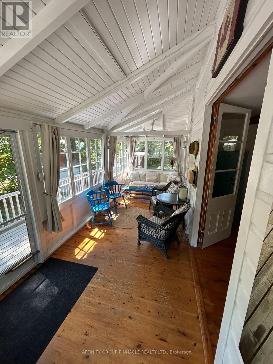 21 Third Street, Kawartha Lakes, Ontario  K0M 1N0 - Photo 7 - X12949796