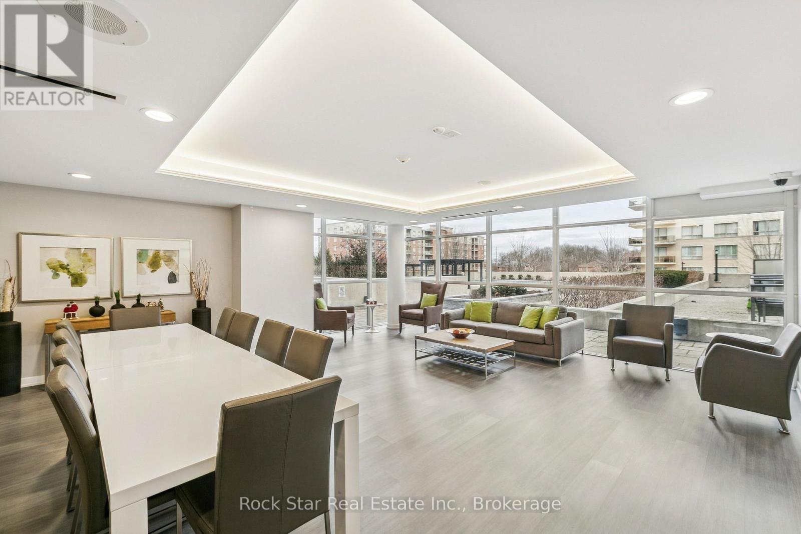 227 - 1940 Ironstone Drive, Burlington, Ontario  L7L 0E4 - Photo 30 - W12948864