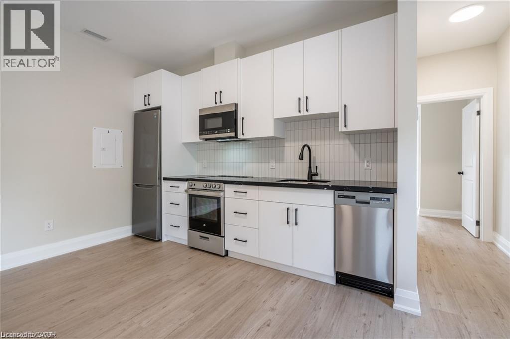 9 Munn Street Unit# A, Hamilton, Ontario  L8V 1J8 - Photo 4 - 40816531