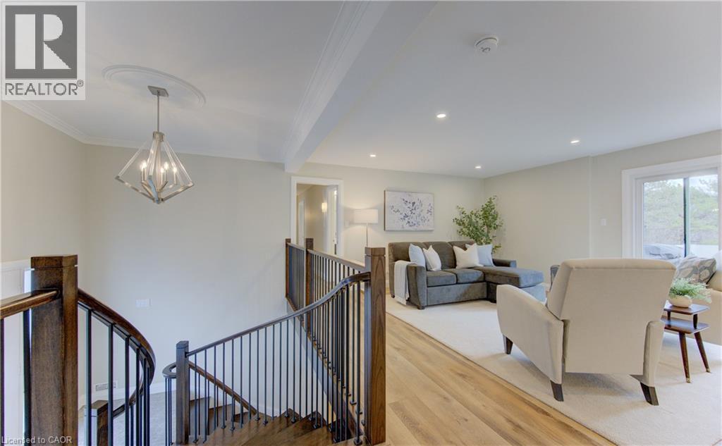 395 Warrington Drive, Waterloo, Ontario  N2L 2P7 - Photo 9 - 40817115